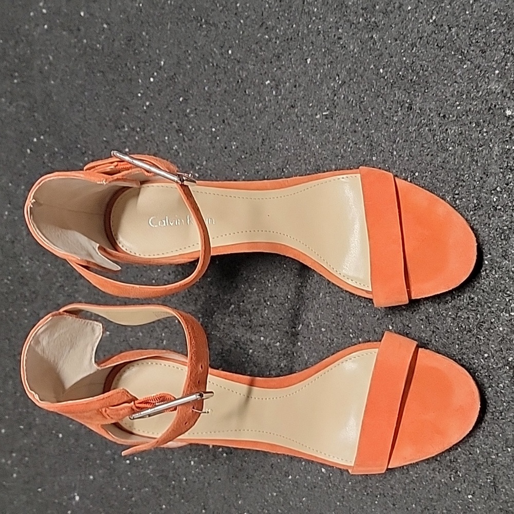 Sandles